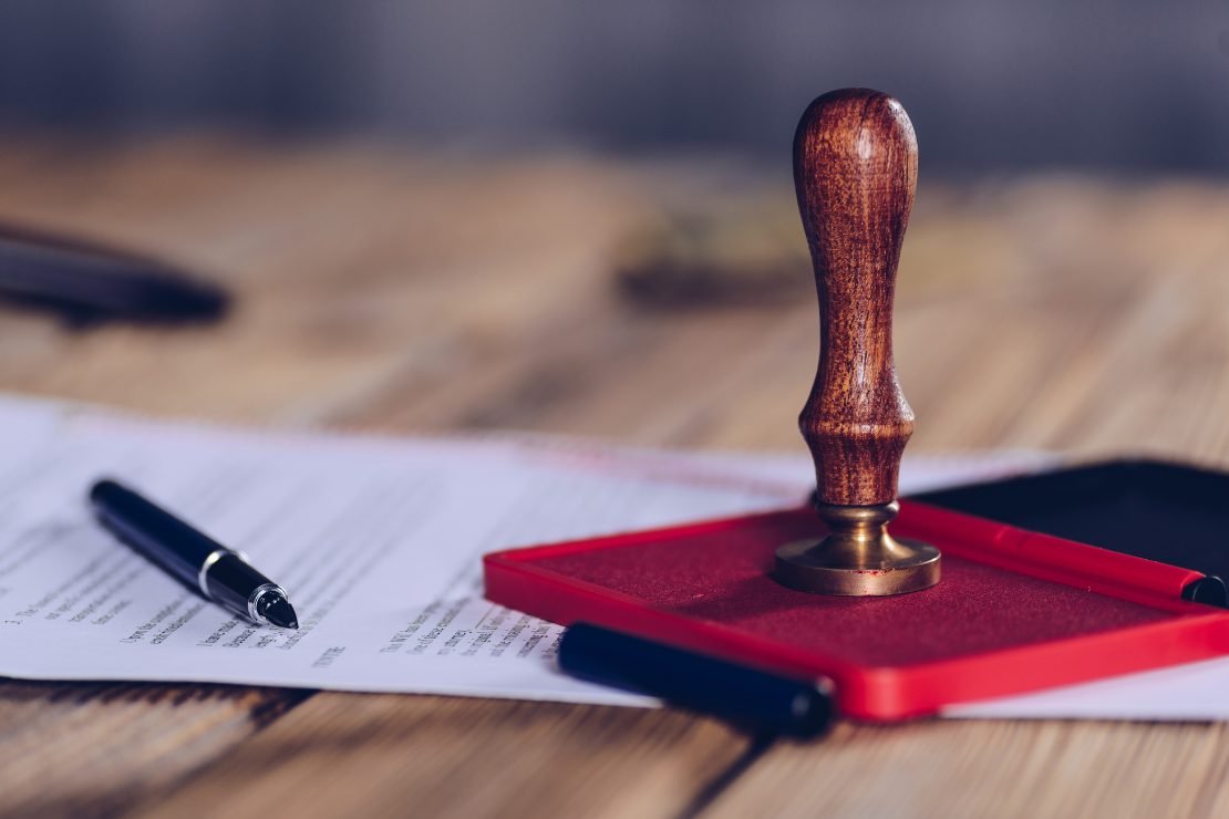 signature manuscrite et tampon vs signature électronique